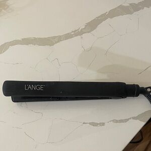 Lange Black Hair Styling Tool